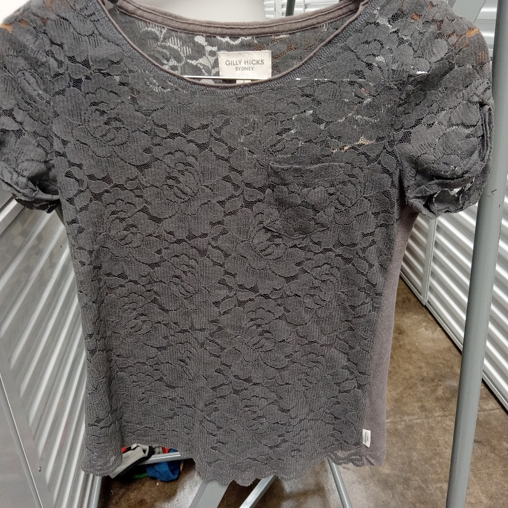Gilly Hicks Top